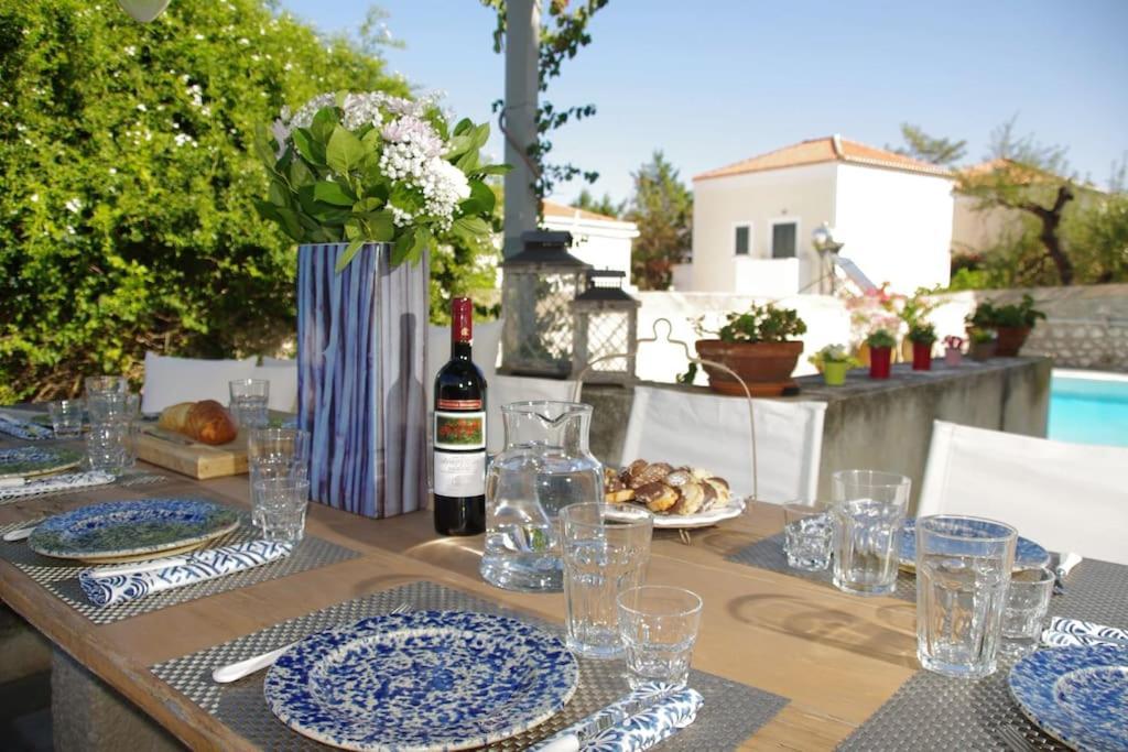 Villa 1853, Spetses Ground Floor Екстер'єр фото