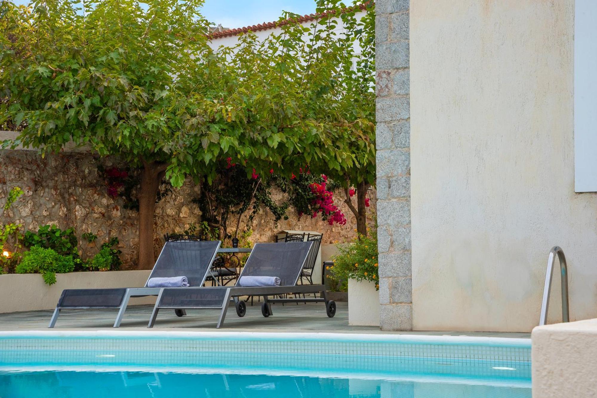 Villa 1853, Spetses Ground Floor Екстер'єр фото